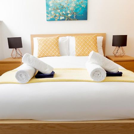 غلاسغو Modern Merchant City Apartment By George Square المظهر الخارجي الصورة